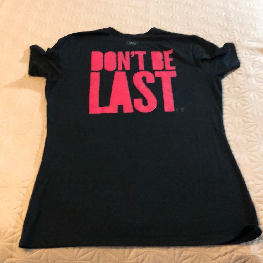 Under Armour Run shirt, size medium